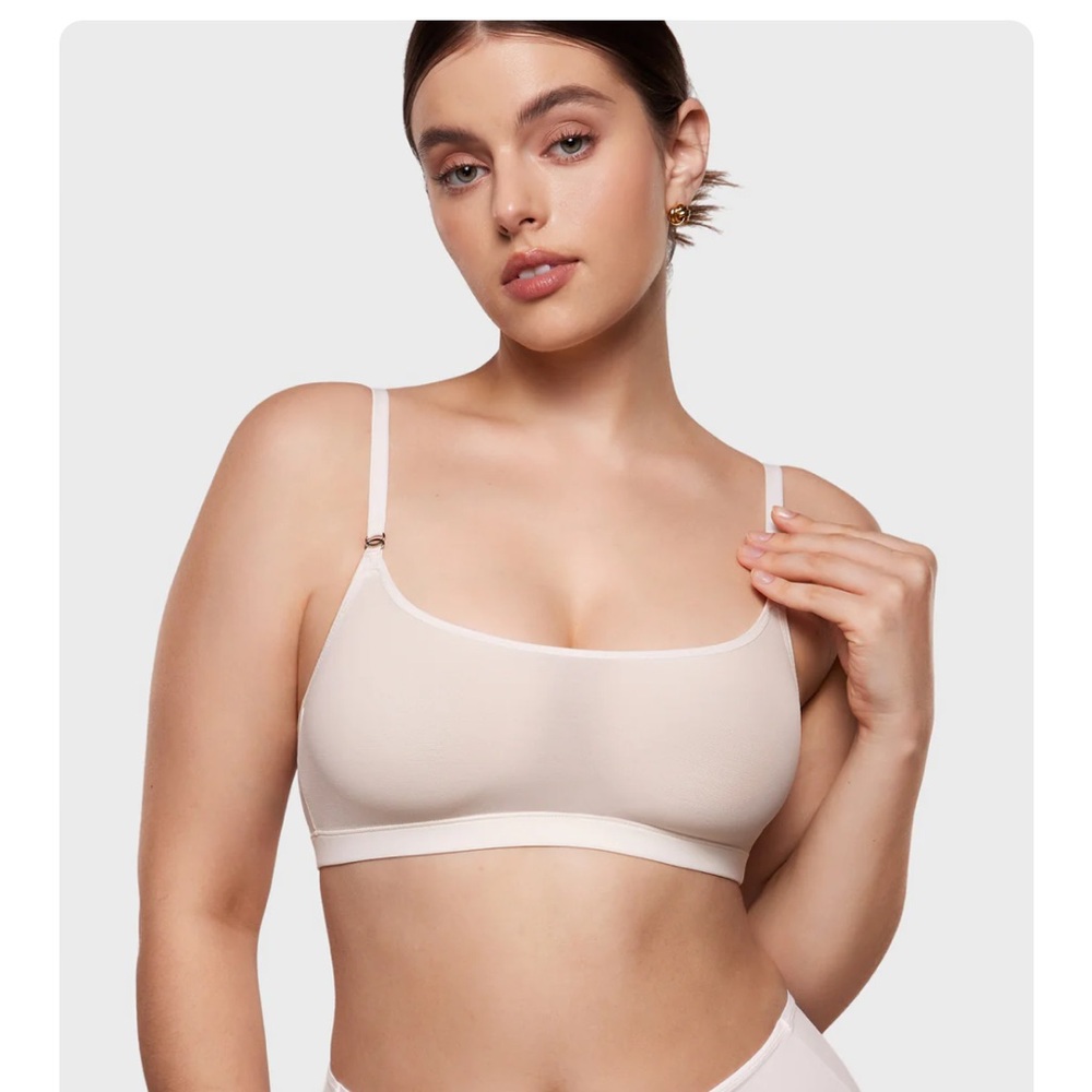 NLYRIC
Cosnufy® Sheer Scoop Bralette M Ivory